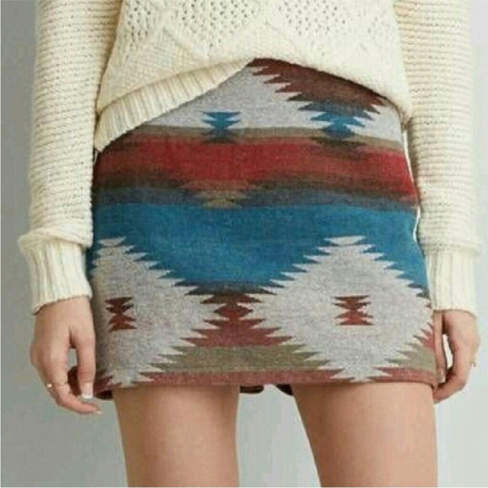 AE - Woven Wool Blend Mini Skirt
